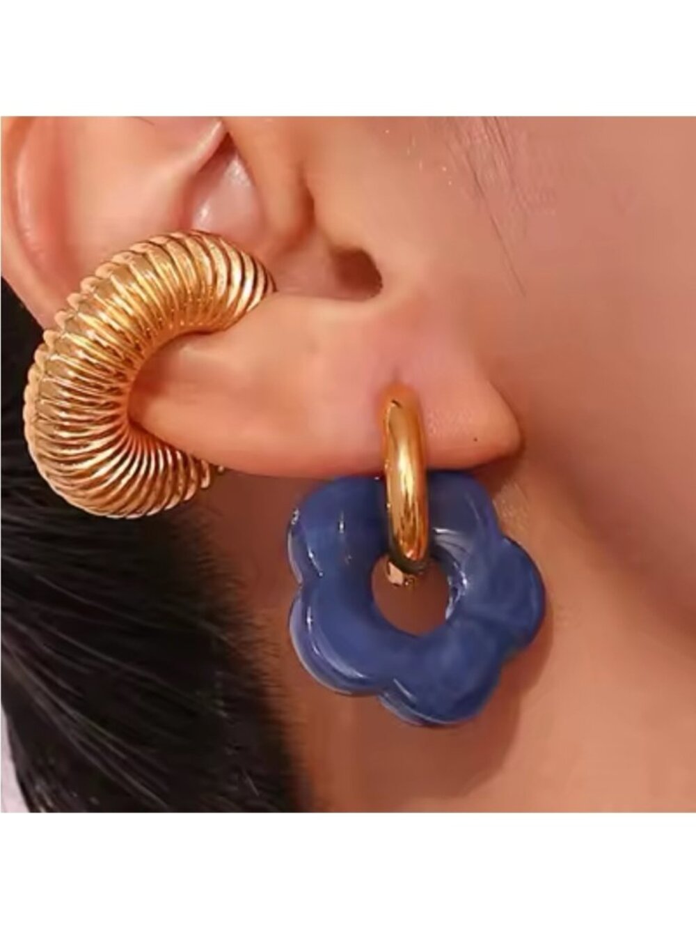 Very beautiful Gold and Blue Flower Earrings